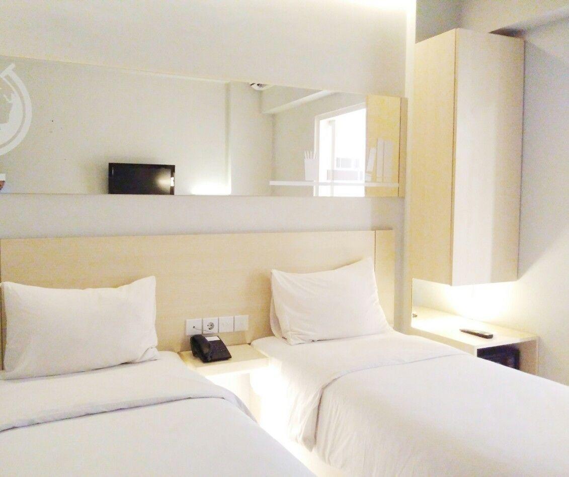 Cleo Hotel Tunjungan Σουραμπάγια Εξωτερικό φωτογραφία
