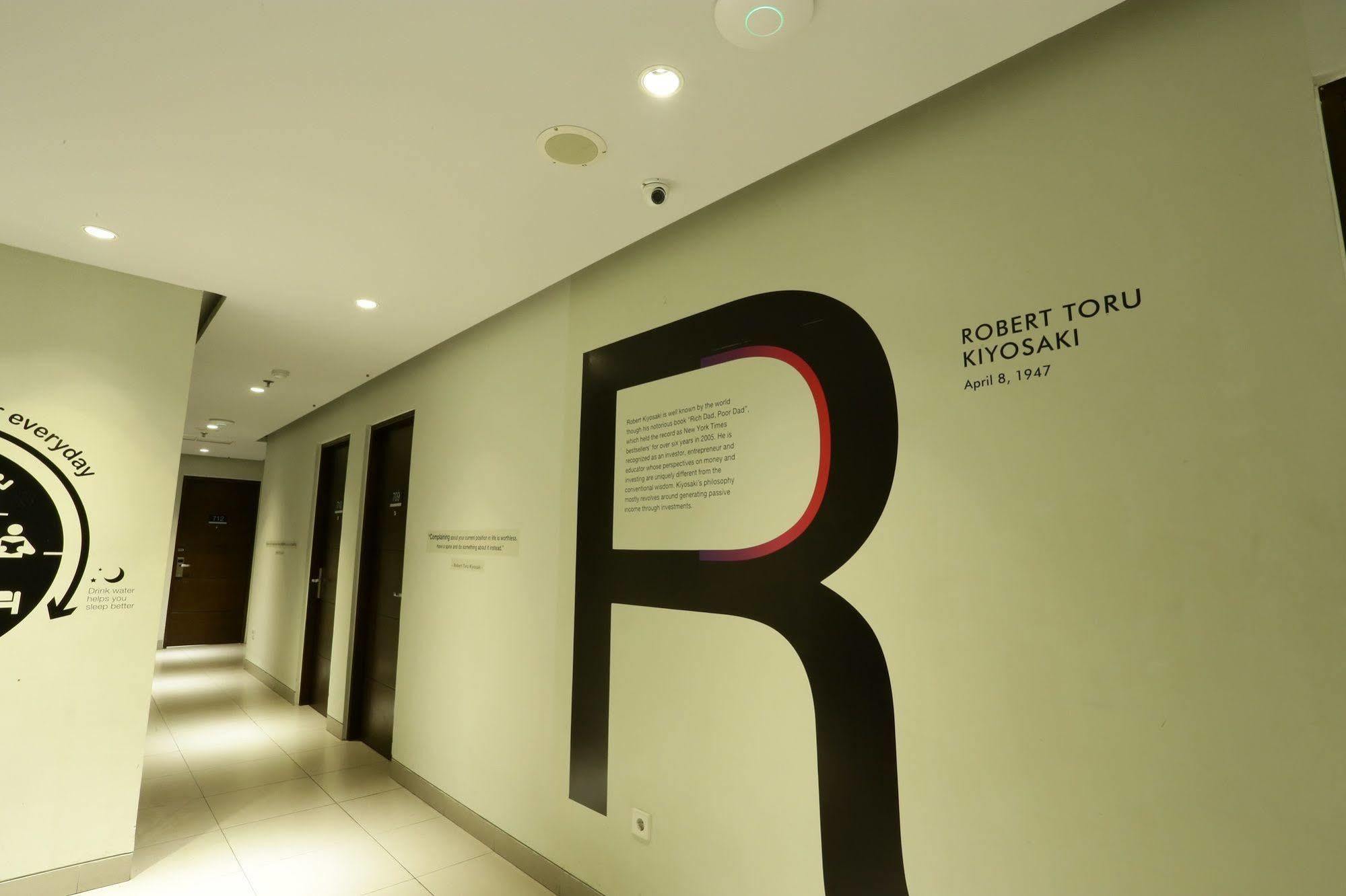 Cleo Hotel Tunjungan Σουραμπάγια Εξωτερικό φωτογραφία